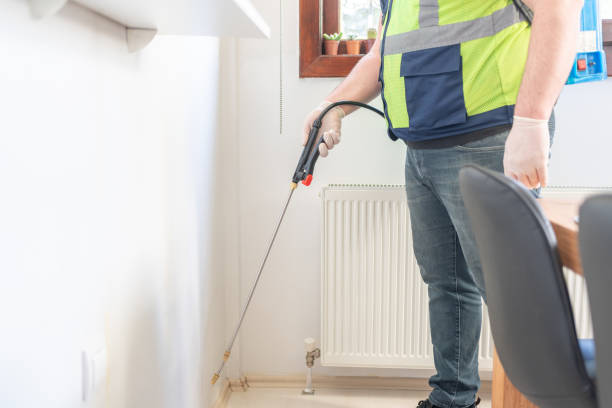 Best Affordable Exterminators  in Clinton, WI